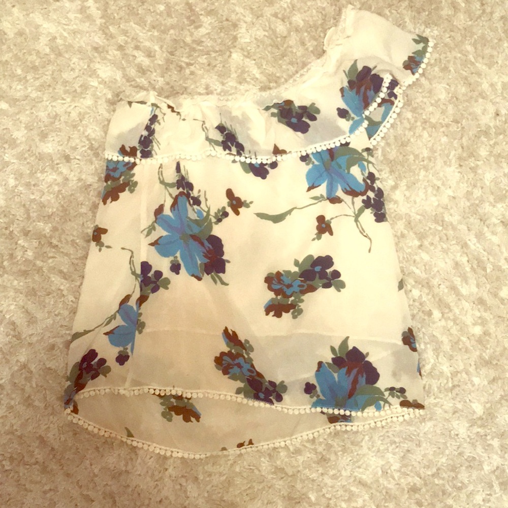 One sleeve Blouse
